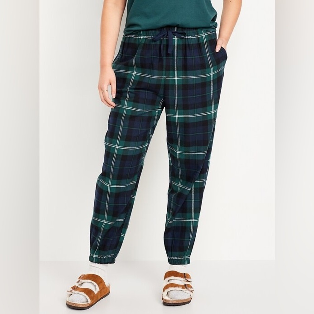NWT Old Navy Family Matching Flannel Plaid Joggers Blue Green Pockets M Medium